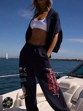 Free People All Star Graphic Joggers | Large